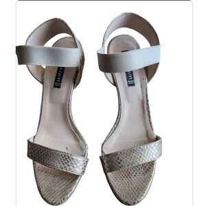 Preowned Claudia Ciuti Shoes.